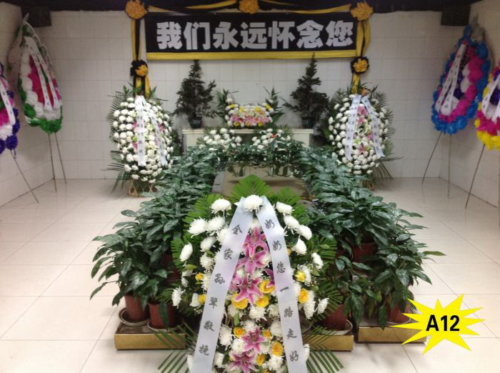 兰州灵堂灵车 穿寿衣 殡仪策划